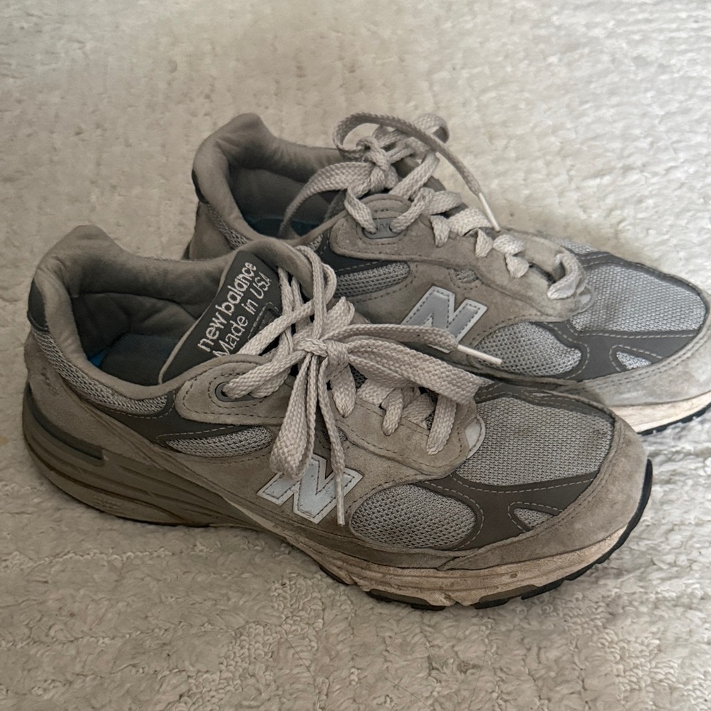 Women’s New Balance 991 size 9